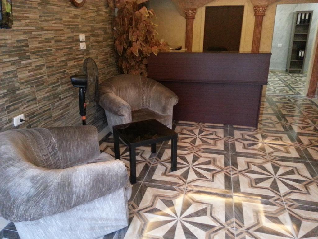 Aljazeera Hotel Apartments Amman Bagian luar foto