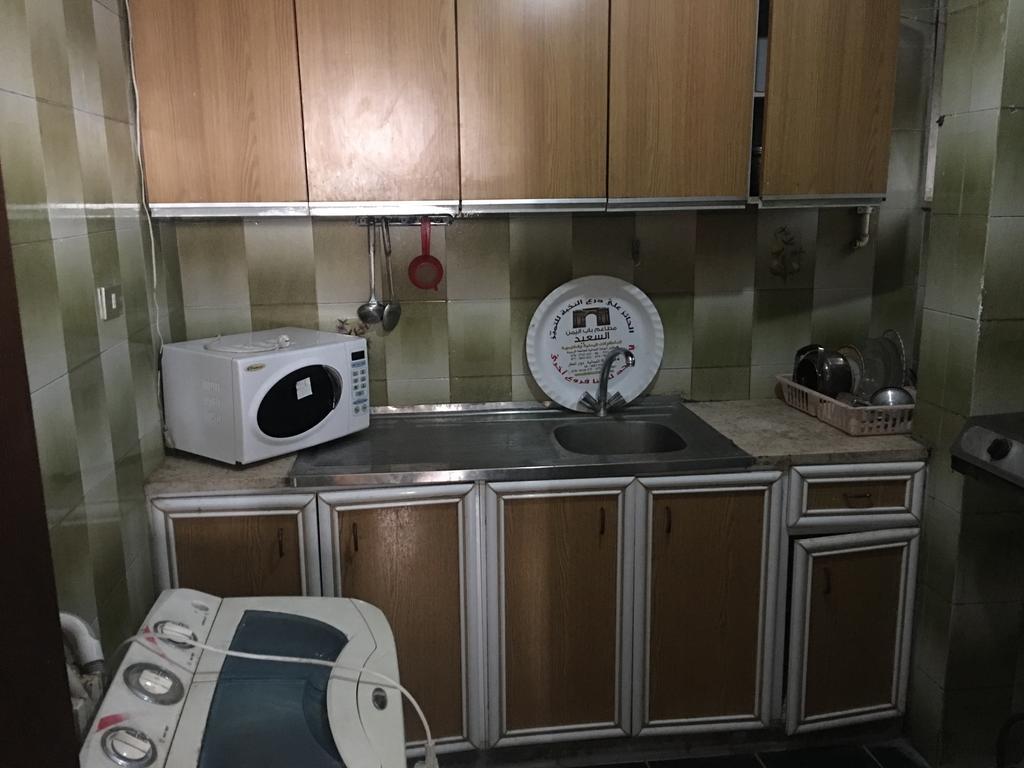 Aljazeera Hotel Apartments Amman Bagian luar foto