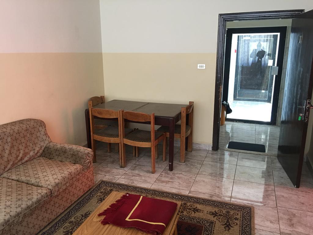 Aljazeera Hotel Apartments Amman Bagian luar foto